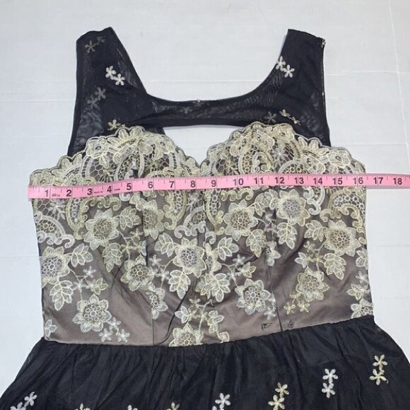 Rinascimento Black mini gown Dress Size Large - Picture 13 of 15